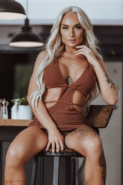 Kitchen Dinner Date